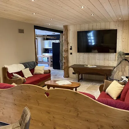 Maison Auvergnate Le Repaire Des Milans