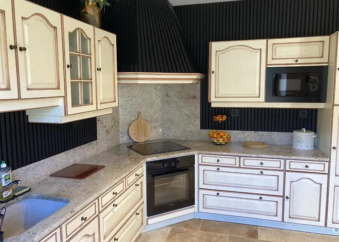 Holiday home Maison Auvergnate Le Repaire Des Milans Le Lioran