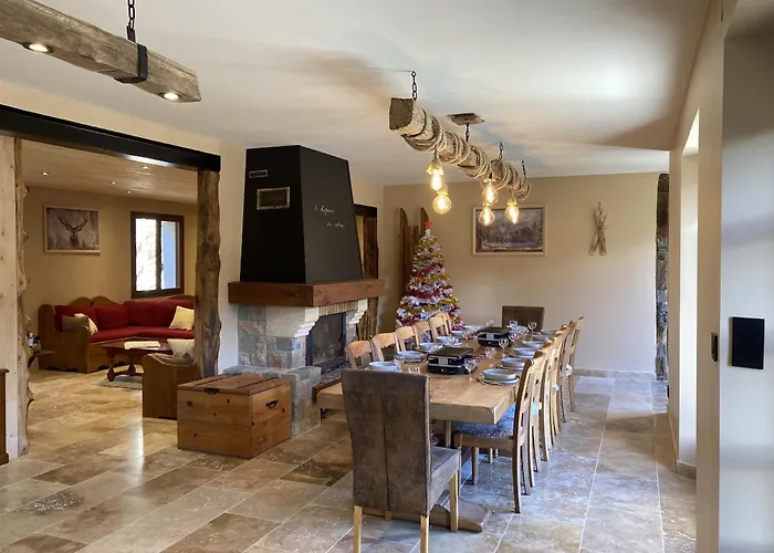 Holiday home Maison Auvergnate Le Repaire Des Milans Le Lioran