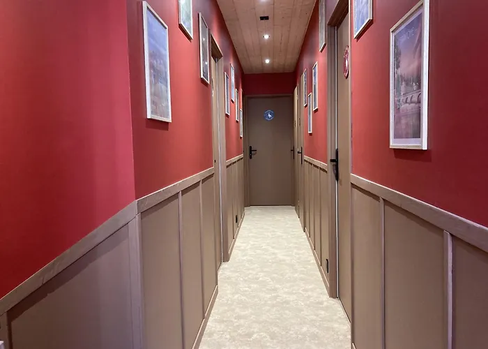 Holiday home Maison Auvergnate Le Repaire Des Milans