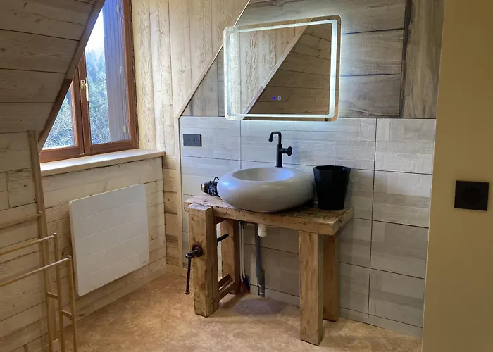 Holiday home Maison Auvergnate Le Repaire Des Milans