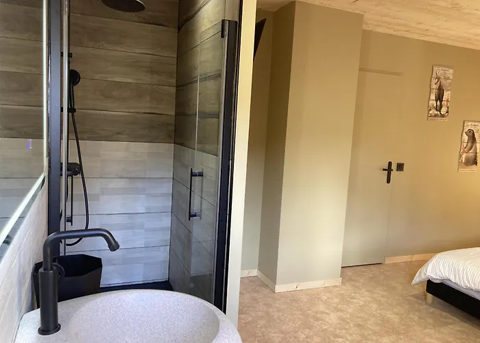 Holiday home Maison Auvergnate Le Repaire Des Milans